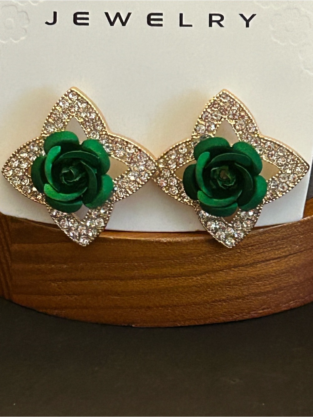 Fashion Jewelry Colored Rose Crystal Stud Pierced Earrings Brand New